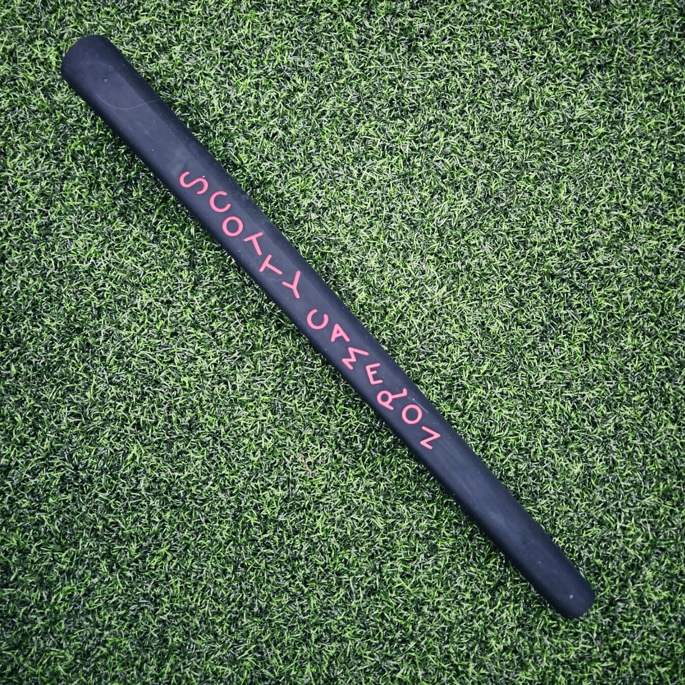 Scotty Cameron Pistolero Plus Putter Grip (Grey/Black) 2021 Golf NEW Scotty Cameron Pistolero Plus Putter Grip (Grey/Black) 2021 Golf NEW